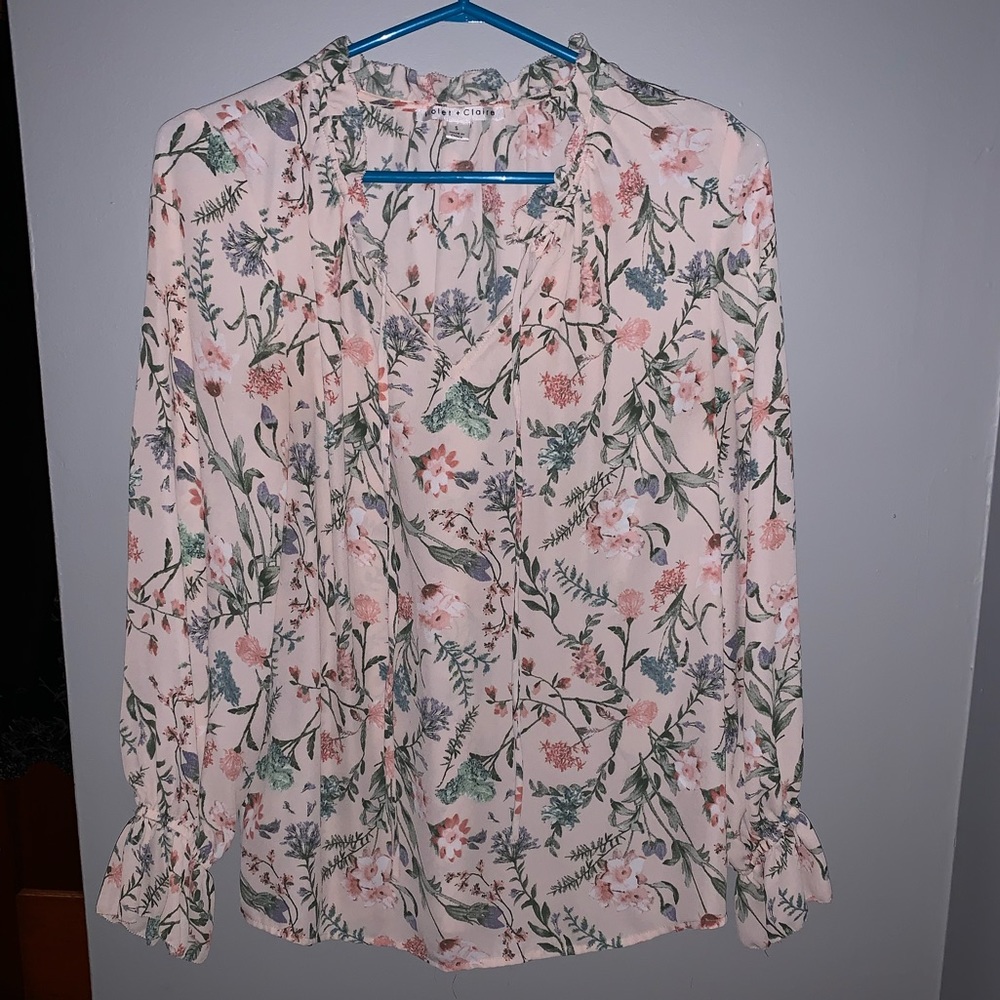 ⚡️SALE⚡️ 3/$20 Blouse